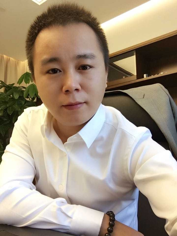 天若有情的第一张照片--咸阳相亲服务中心