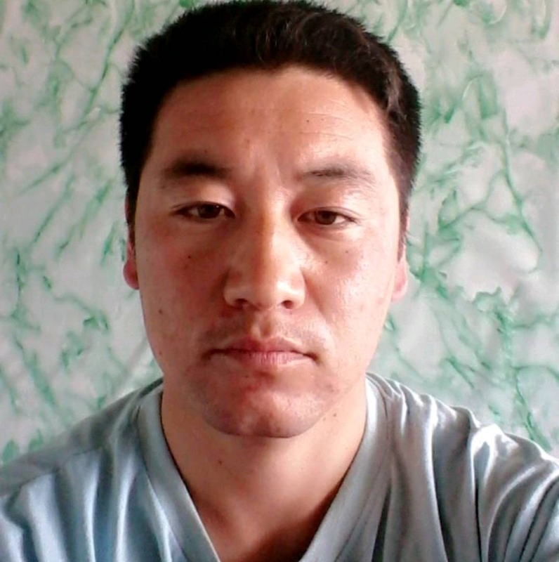 寻找另一半的第三张照片--咸阳相亲服务中心