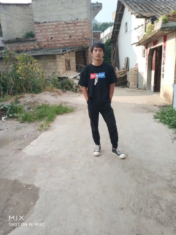活活该的第一张照片--咸阳相亲服务中心