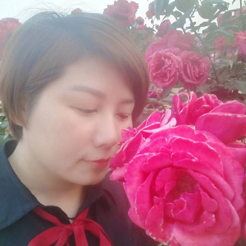 潇潇雨歌的第一张照片--咸阳相亲服务中心