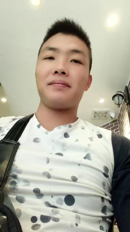 吃生蚝的小乖乖的第一张照片--咸阳相亲服务中心
