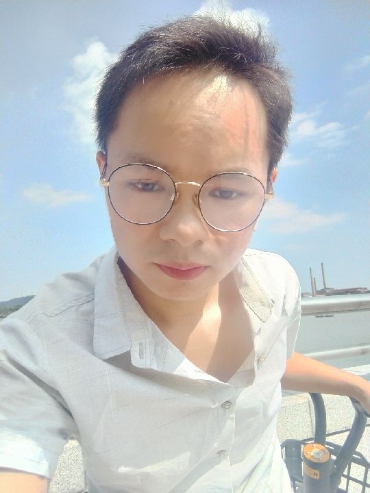 楠呐的第三张照片--咸阳相亲服务中心