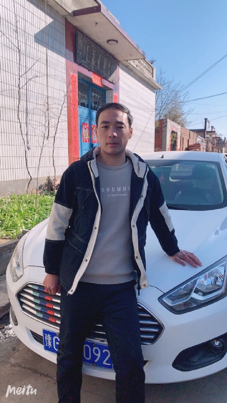 一片云的第一张照片--咸阳相亲服务中心