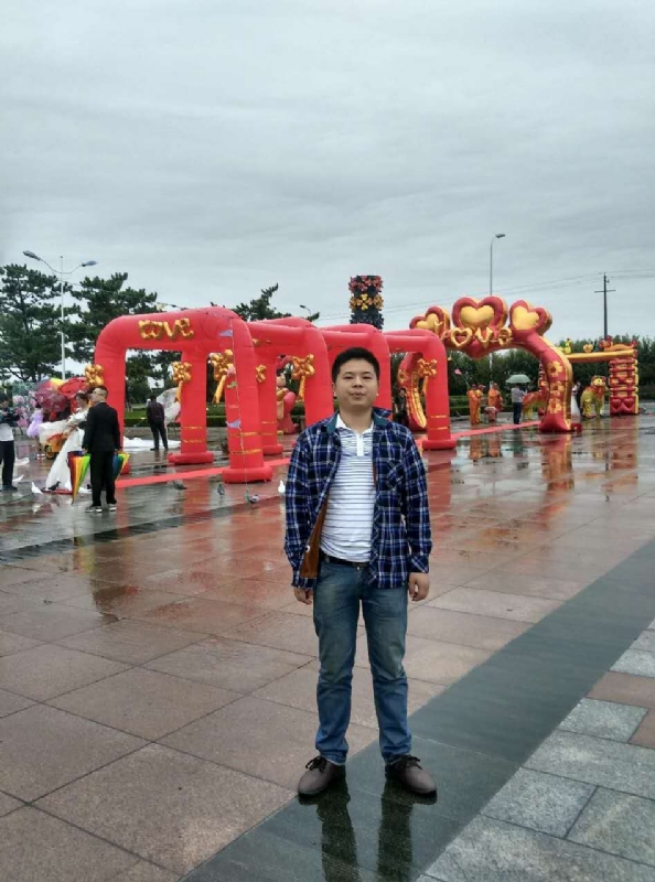 在奋斗的第三张照片--咸阳相亲服务中心