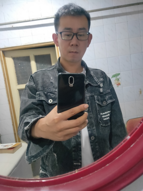 纸上谈兵的第一张照片--咸阳相亲服务中心