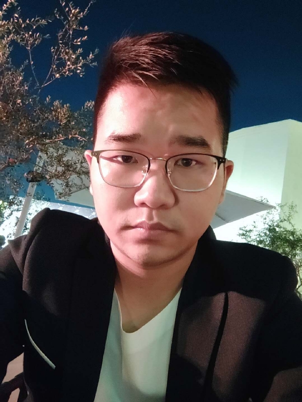 在路上的第一张照片--咸阳相亲服务中心