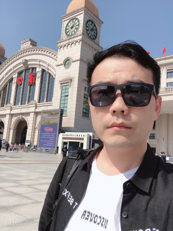 楚河畔的第一张照片--咸阳相亲服务中心