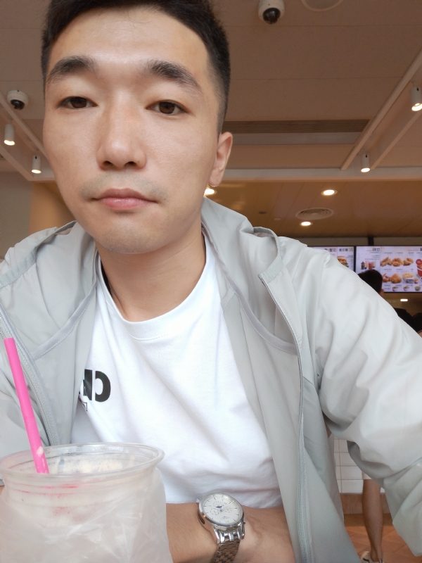 须臾数年的第三张照片--咸阳相亲服务中心