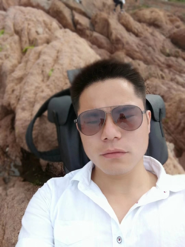 易听的第二张照片--咸阳相亲服务中心