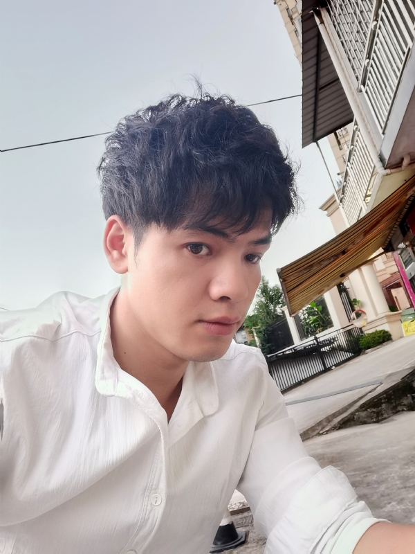 幕后老板的第一张照片--咸阳相亲服务中心