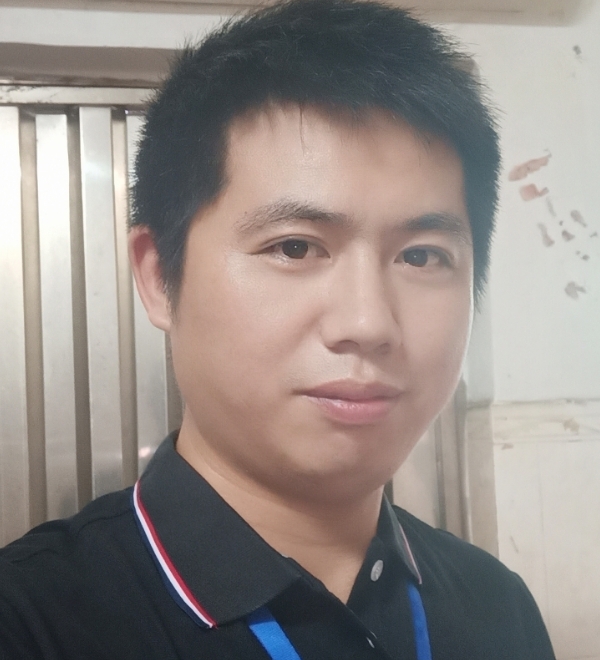 单身奶爸的第一张照片--咸阳相亲服务中心