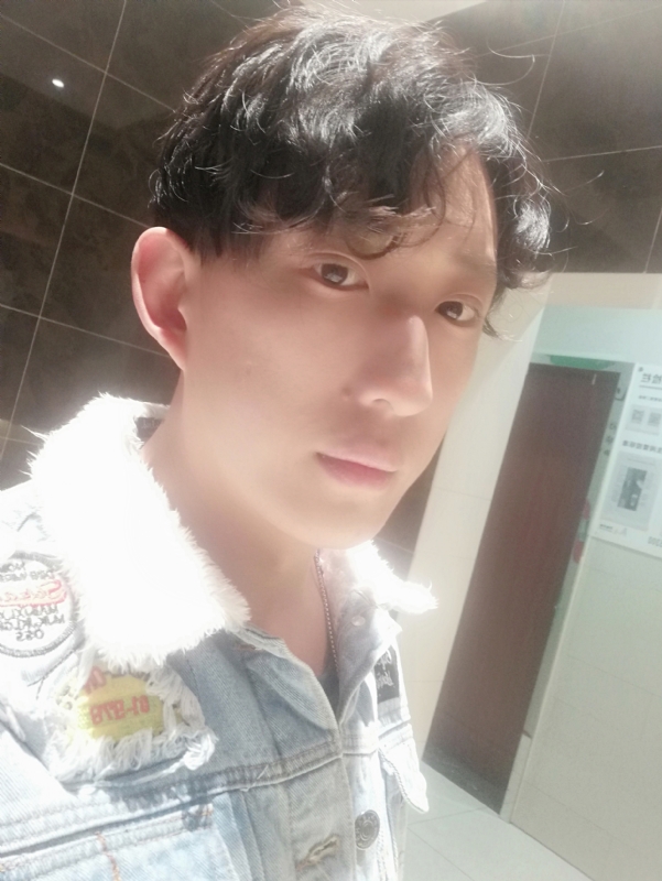 鲸落ii的第一张照片--咸阳相亲服务中心