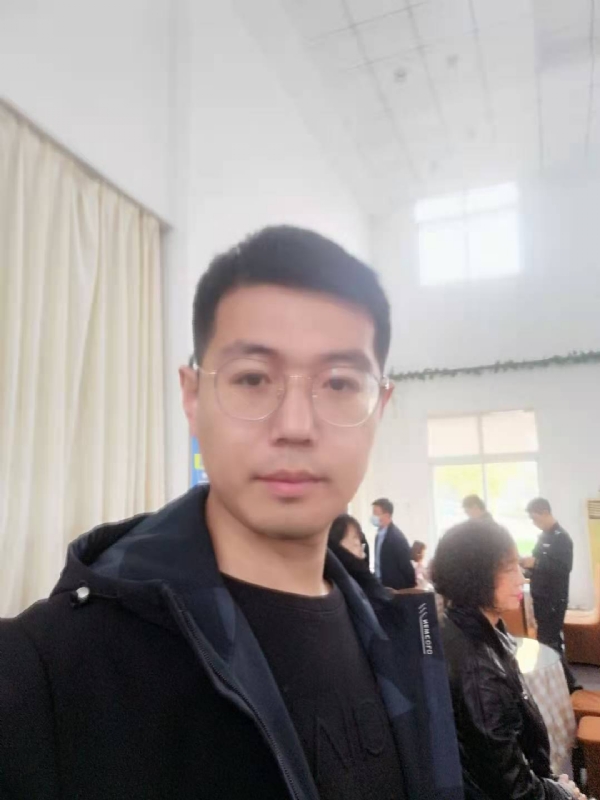 开心的你的第二张照片--咸阳相亲服务中心