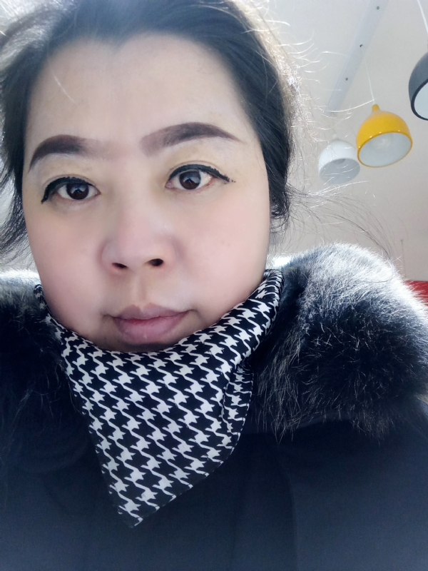 余猪猪的第一张照片--咸阳相亲服务中心