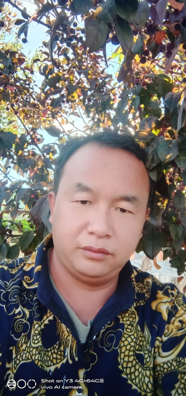 战狼的第一张照片--咸阳相亲服务中心