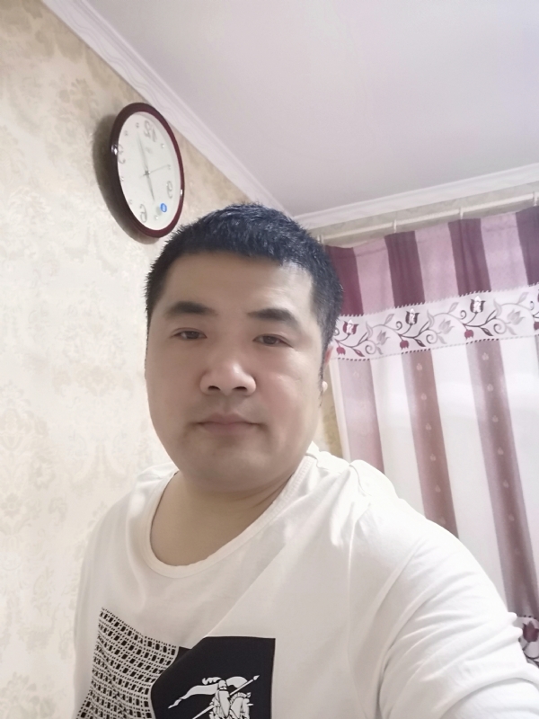 爱你的眼睛的第一张照片--咸阳相亲服务中心