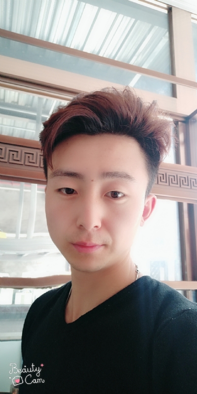 拼命微笑的第二张照片--咸阳相亲服务中心