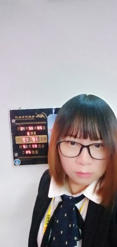 苹果的第一张照片--咸阳相亲服务中心