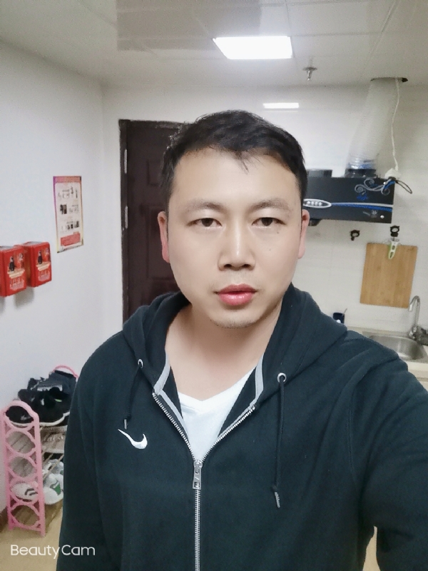 暖暖的风的第一张照片--咸阳相亲服务中心