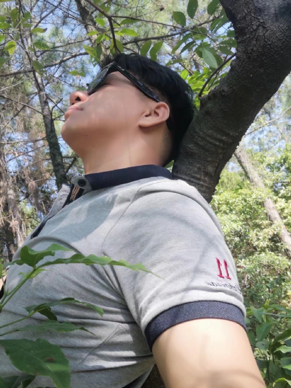 新丁的第一张照片--咸阳相亲服务中心