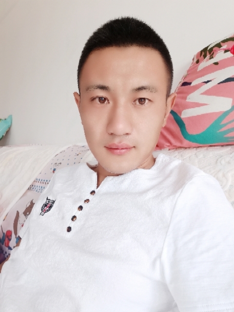 海阔天空的第一张照片--咸阳相亲服务中心