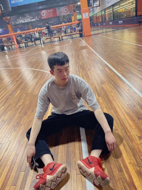 mjjeje的第一张照片--咸阳相亲服务中心