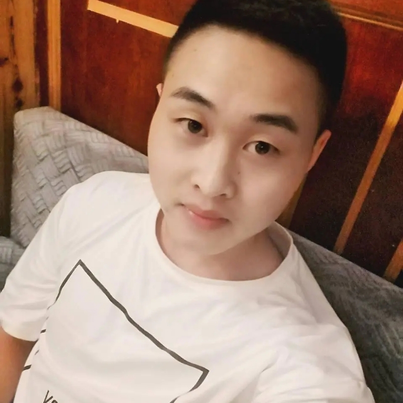 娃娃脸小爸爸的第一张照片--咸阳相亲服务中心
