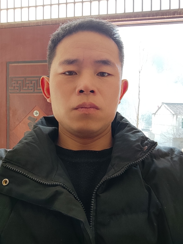 勇敢的成长的第一张照片--咸阳相亲服务中心