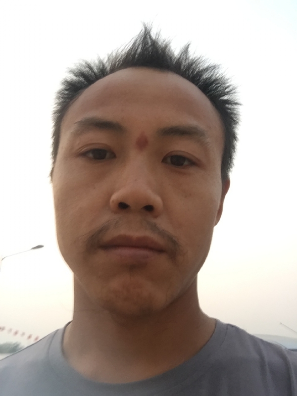 老曹的第一张照片--咸阳相亲服务中心