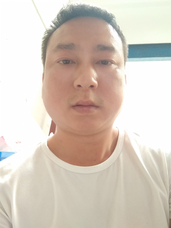 大叔的第一张照片--咸阳相亲服务中心