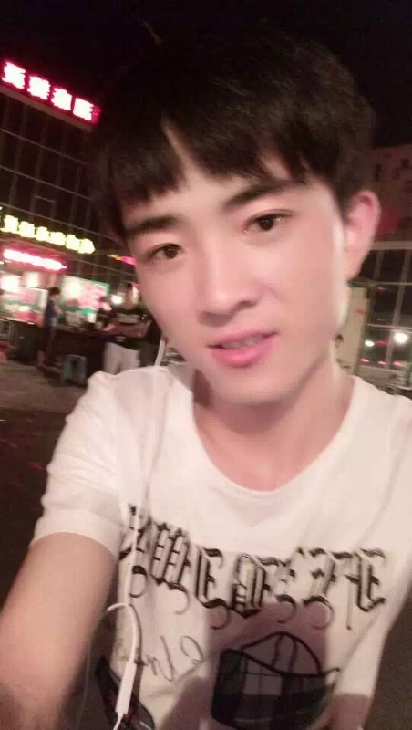 小先生的第一张照片--咸阳相亲服务中心