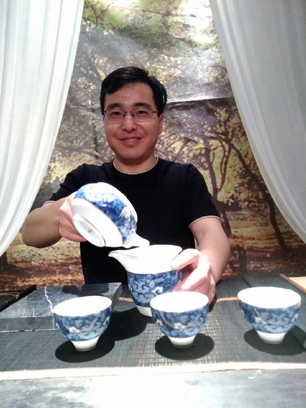 飞云之上的第一张照片--咸阳相亲服务中心