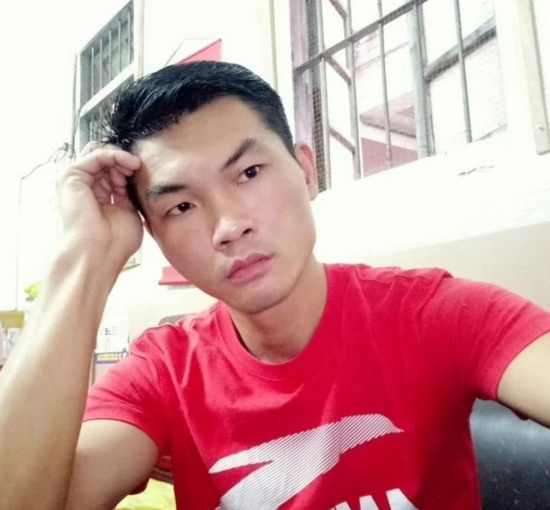 英俊的台灯的第一张照片--咸阳相亲服务中心