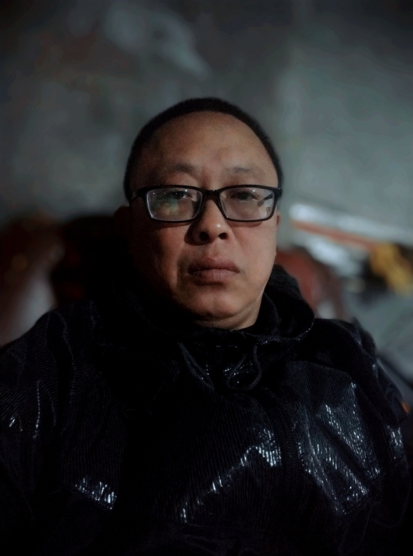 不要激动的第三张照片--咸阳相亲服务中心
