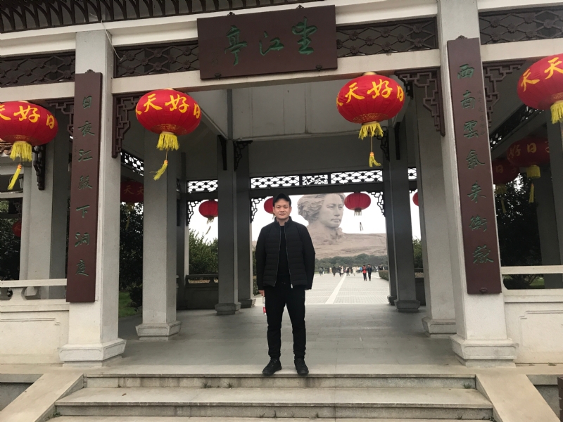 风继续吹的第一张照片--咸阳相亲服务中心