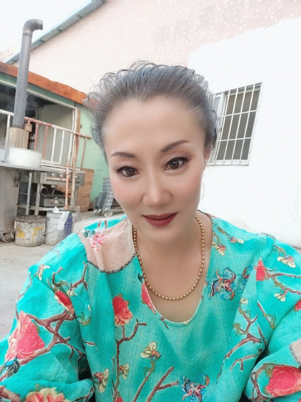 燕子的第三张照片--咸阳相亲服务中心