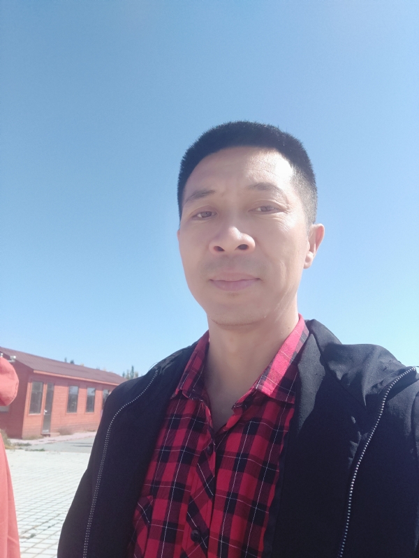 风滚草的坚持的第一张照片--咸阳相亲服务中心