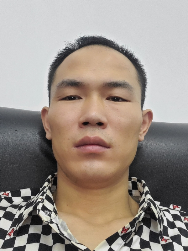 卷卷有爷名的第一张照片--咸阳相亲服务中心