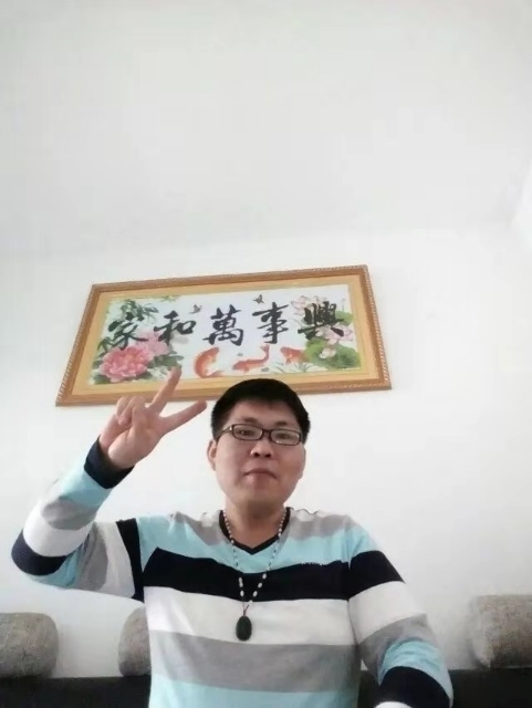 快乐就好的第一张照片--咸阳相亲服务中心