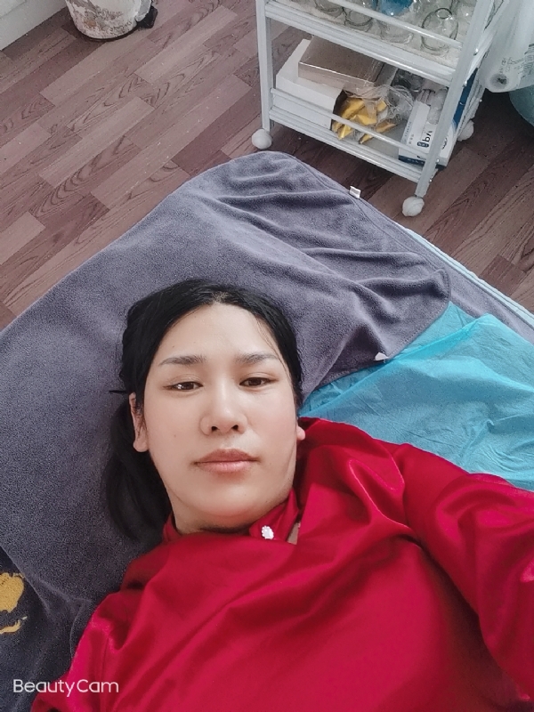 枫叶的第一张照片--咸阳相亲服务中心