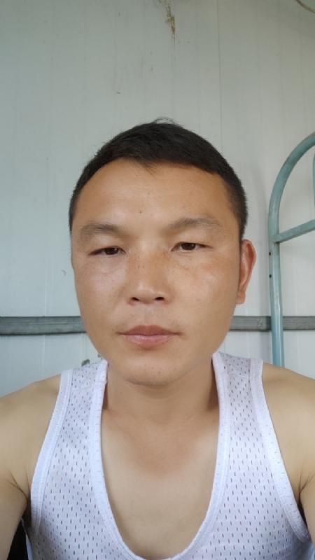 善良的人的第一张照片--咸阳相亲服务中心