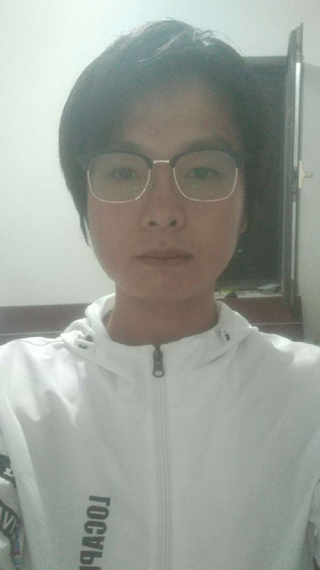 轻吻的第一张照片--咸阳相亲服务中心