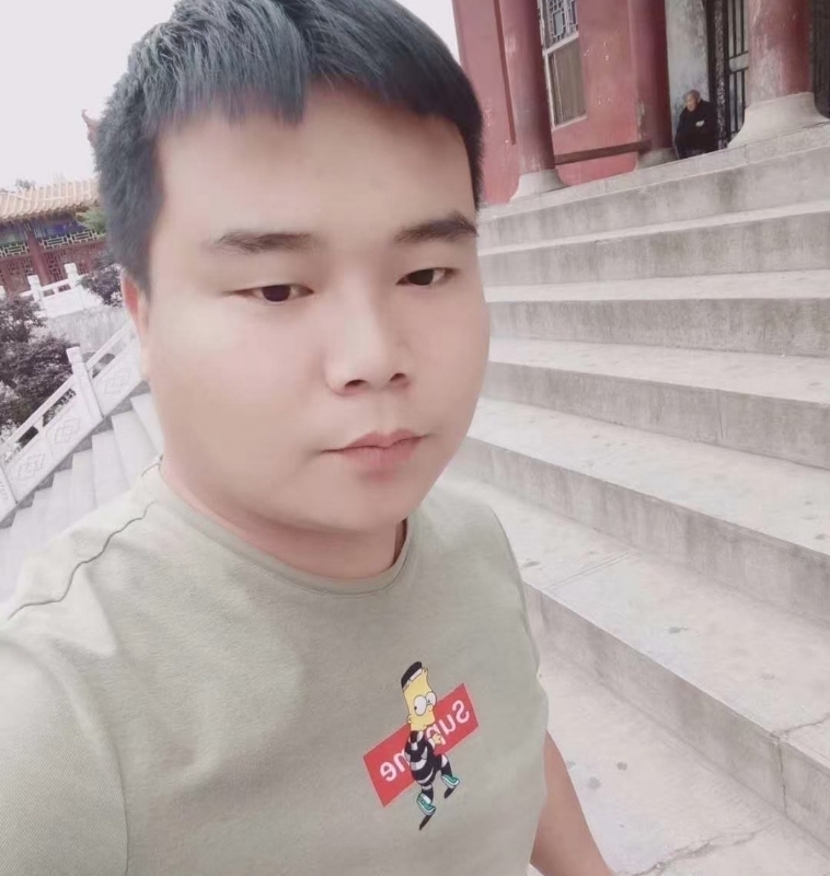 无邪的第一张照片--咸阳相亲服务中心