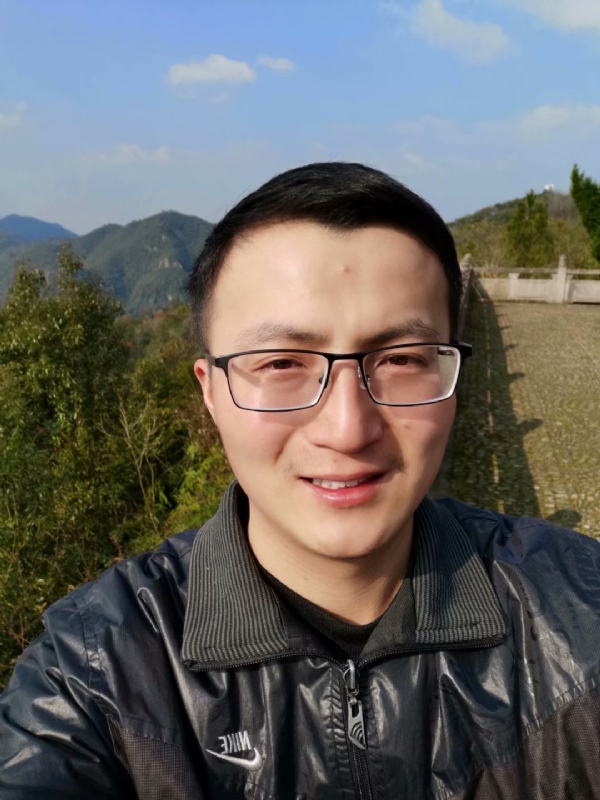 杨先生的第一张照片--咸阳相亲服务中心
