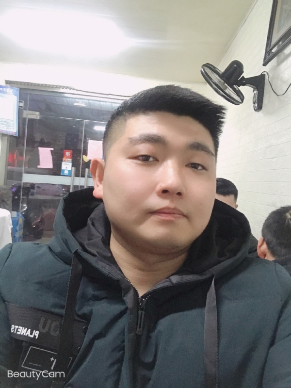 回忆是个小孩的第一张照片--咸阳相亲服务中心