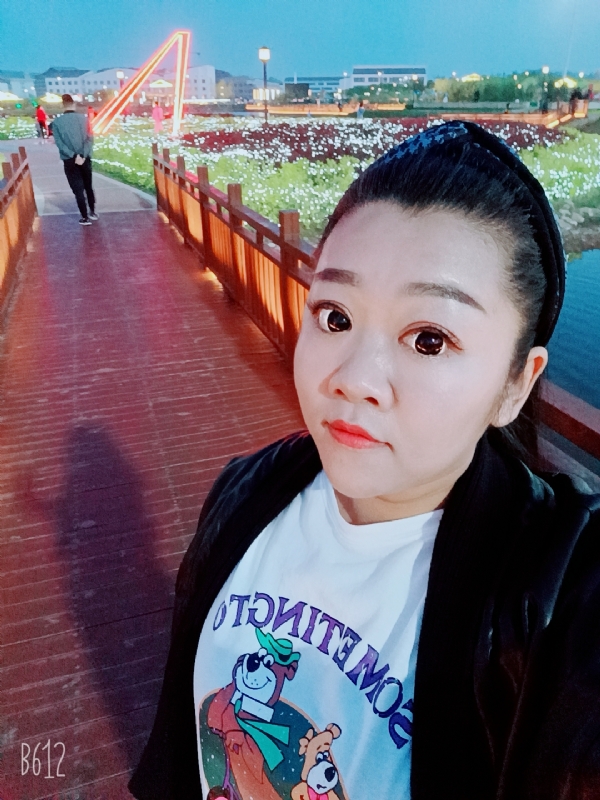 孙晓雪的第一张照片--咸阳相亲服务中心