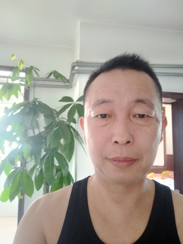 简单快乐百姓网的第一张照片--咸阳相亲服务中心