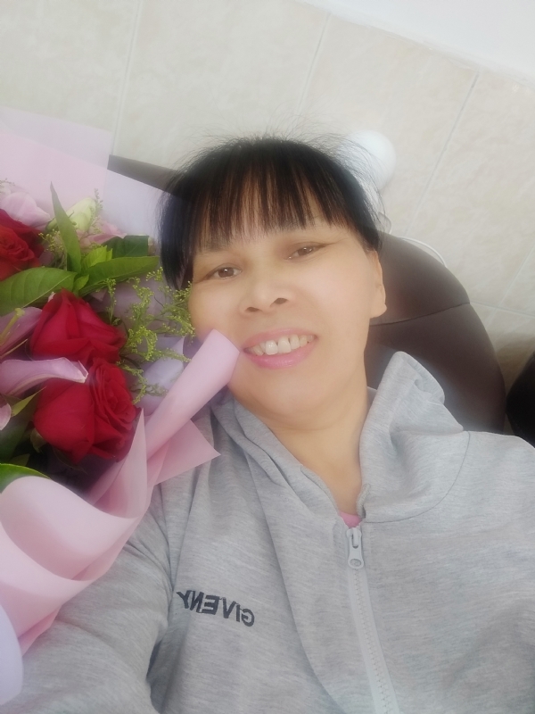 言言的第一张照片--咸阳相亲服务中心