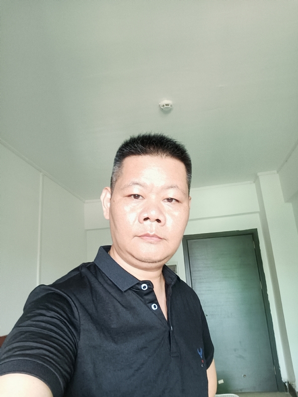 XAUXU的第一张照片--咸阳相亲服务中心