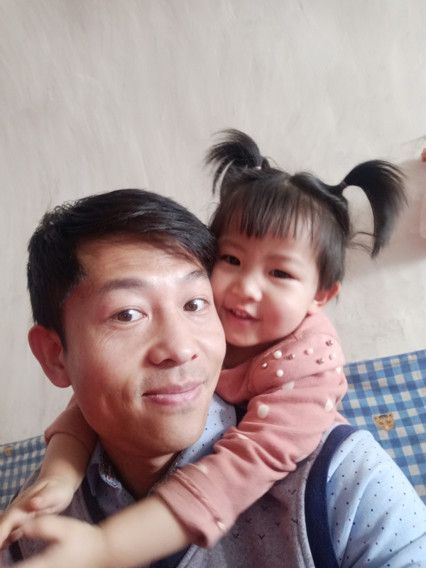 东京塔的第一张照片--咸阳相亲服务中心